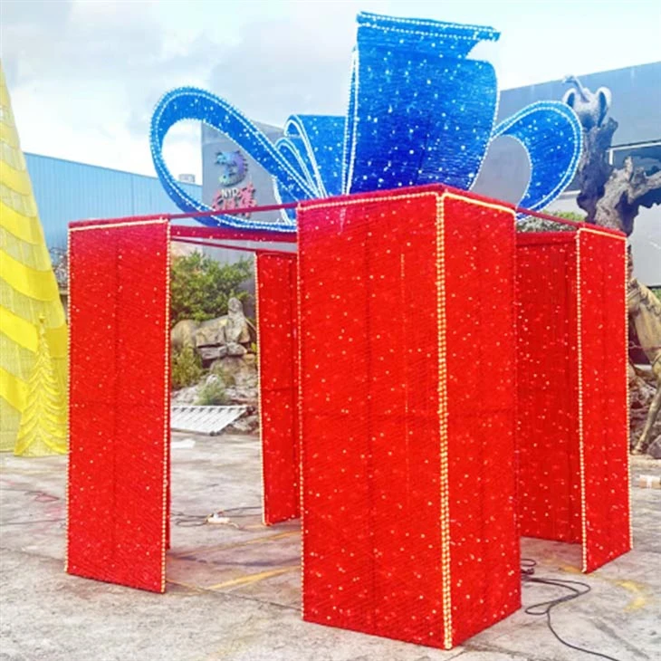 large light up outdoor ornaments